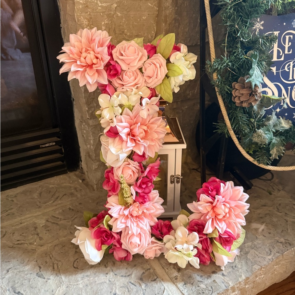 Floral Letter L Decor with Pink and Green Accents